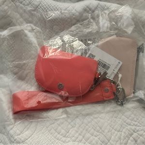 Lululemon Daul Pouch Wristlet
